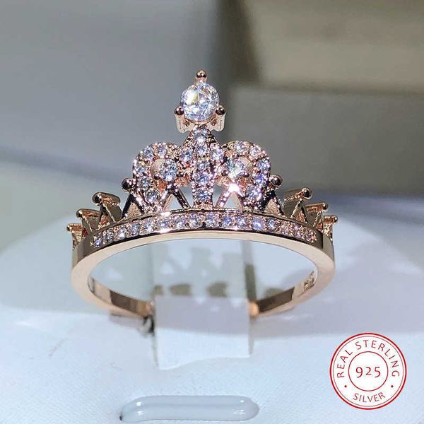 Anello solitario in argento 925 squisito anello con corona da principessa per le signore Anello in zircone in oro rosa Fidanzamento Regalo di gioielli di compleanno Z0313