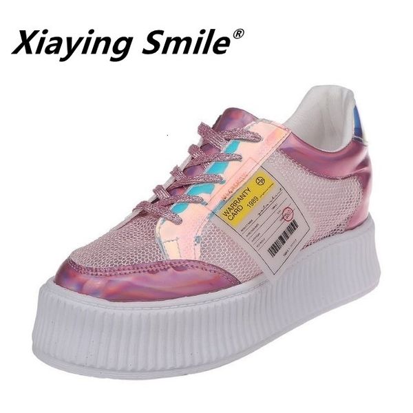 Scarpe eleganti Xiaying Sorriso stile primavera ed estate trapano ad acqua colore fondo spesso torta di pino per il tempo libero scarpe traspiranti donna 230313