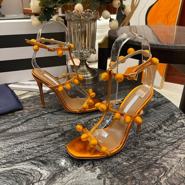 Sandálias estiletto sandálias criadores laboratórios aquazzura acessórios de pingente de cristal de cristal sapatos femininos com calcanhar de 105 cm de altura Aura Roman Roman Sandália Full Set Pack J0525