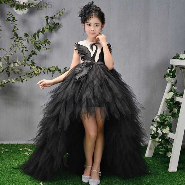 Mädchenkleider Schwan Kristall Tüll Schleppe Blumenmädchenkleider Ballkleid Kinder Festzug Kleid Geburtstagsfeier High-End Feder Prinzessin Kleider W0314