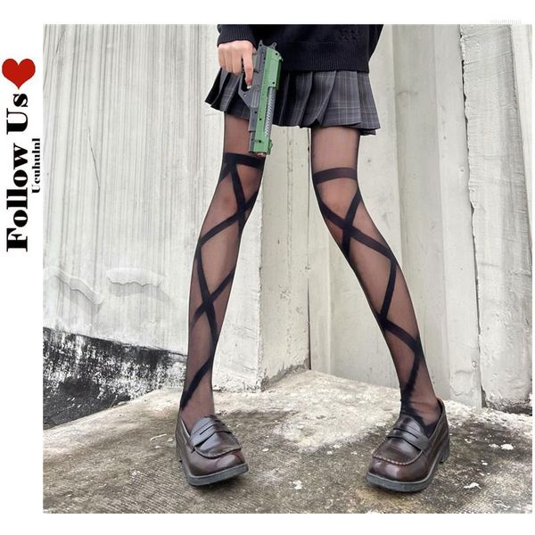 Calzini da donna Harajuku giapponese Croce collant velato femminile Lolita cinturino calze di nylon per calze punk collant a rete bianco nero