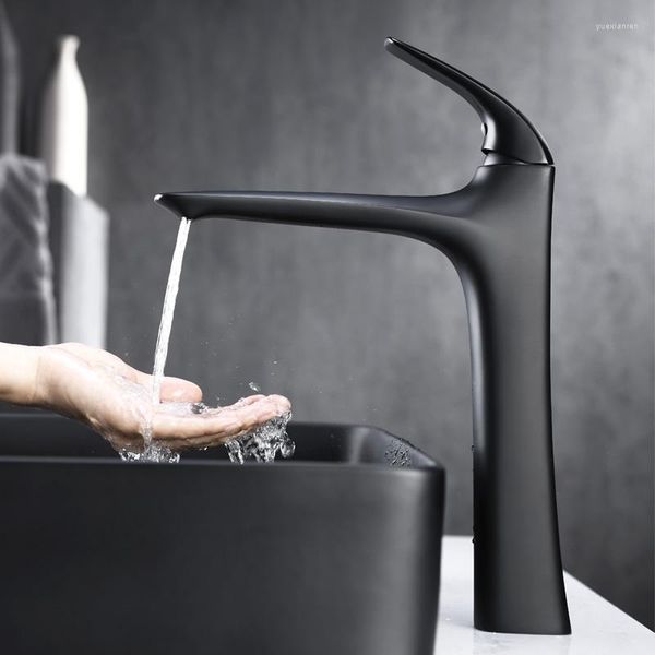 Rubinetti per lavabo da bagno Rubinetti per lavabo Rubinetto Miscelatore montato sul ponte e miscelatore freddo Acqua Rubinetto a cascata per lavabo nero opaco