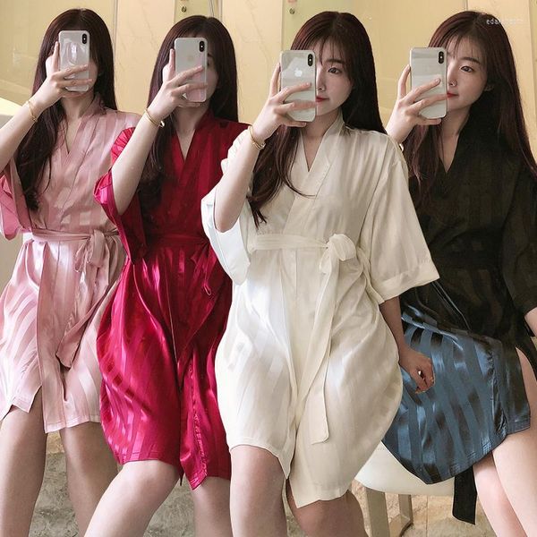 Kadın pijama 2023 Yaz İpek Saten Kısa Kollu Kimono Çizgi Kadınlar İçin Seksi Boynuzlar Gece Elbisesi Nightdress Ev Nighty Bath Cobe