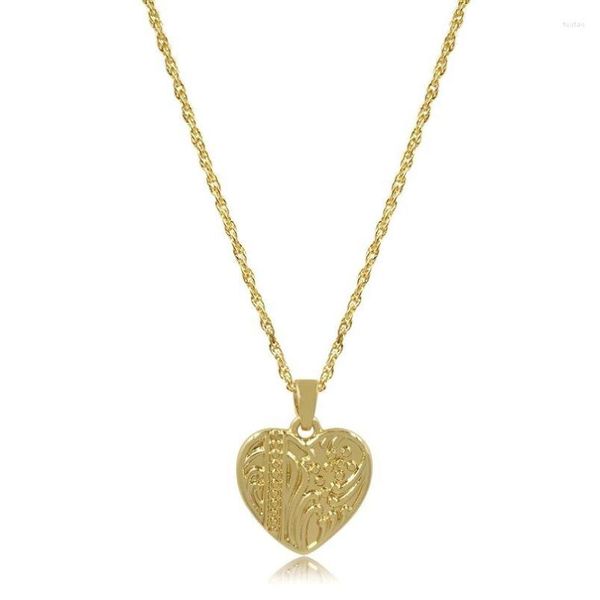 Collane con ciondolo Fashion Tiny Heart Dainty Collana iniziale Girocollo color oro per regalo di gioielli da donna