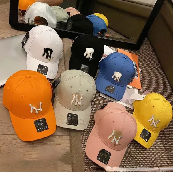 Commercio all'ingrosso di marca di modo della protezione delle coppie del cappuccio con visiera casuale di estate del berretto da baseball di otto colori della caramella delle donne coreane classiche del cappello