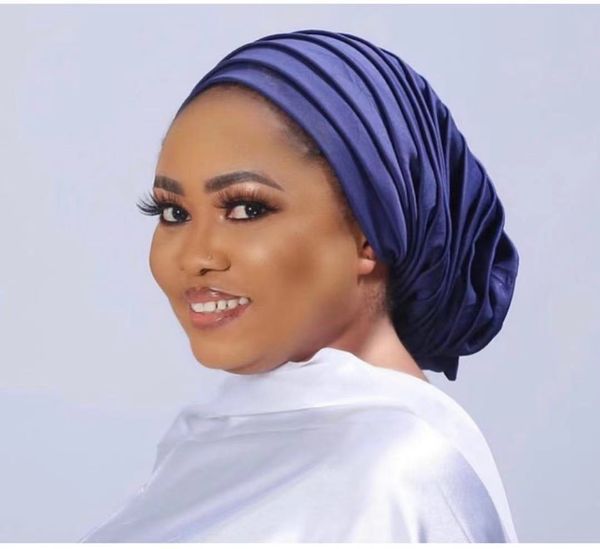 Bandanas Durag Candy Color Ladies Cabeça envolve o capô de hijab muçulmano moda moda de tendência de tendência de corpo inteiro plissado boné para mulheres 230314
