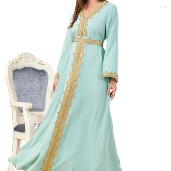 Ethnische Kleidung Muslimische Frau Kleid Dubai Abaya Elegante Spitze Stickerei V-Ausschnitt Langarm Party Maxi Gürtel Kaftan Robe Türkei trägt