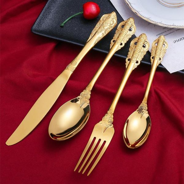 Set di stoviglie Cucchiaio creativo Stoviglie occidentali Ristorante Coltello forchetta in acciaio inossidabile placcato oro Set di 4 pezzi di rilievo antico