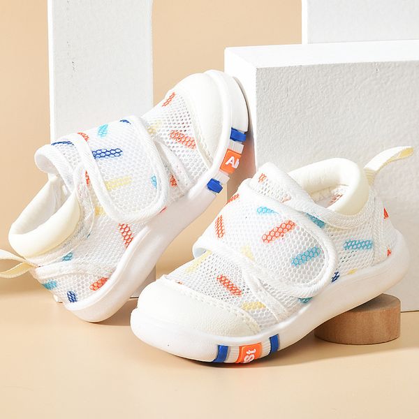 Primi camminatori Summer Air Mesh Scarpe per bambini 1-4T Neonati maschi Sandali anti-collisione Bambini Primi camminatori Bebe Garcons Bebe Fille Chaussures 230314