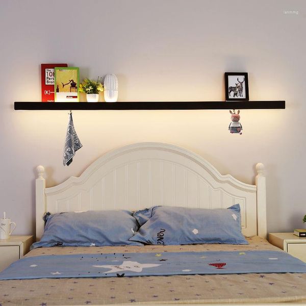 Estudo de lâmpada de parede Long Led Bookshelf Stret Room Living Backgr.