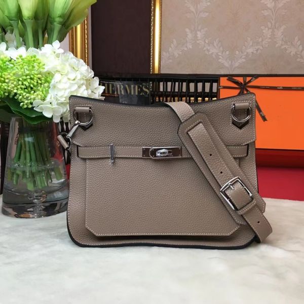 Nova bolsa feminina lichia grão importado couro de vaca cigano estilo clássico moda ombro único saco mensageiro fivela prata grande marca moda