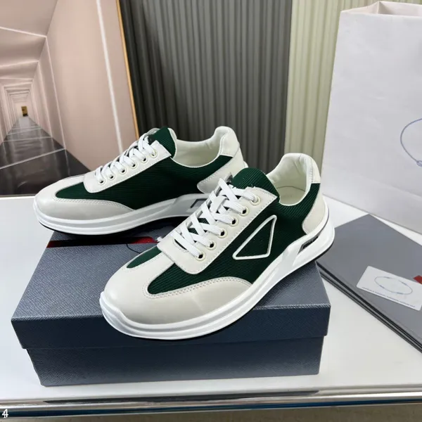 P19/6Model Luxury ao ar livre Sapatos de caminhada 2022 Designer de tênis masculino Sapatos de água à prova d'água que não deslizam tênis de caminhada de luz aconchegante Homme tenis