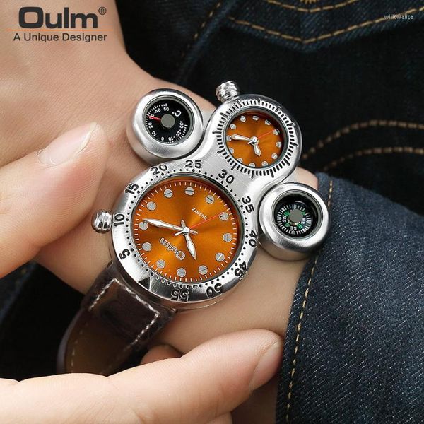 Нарученные часы Oulm Creative Men Watch Top Double Display Quartz Watch Clock Кожаные спортивные армии военные часы watcheswatches.