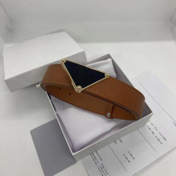 Cinture classiche di moda per uomo Cintura di castità firmata da donna Argento Uomo Nero Fibbia in oro liscio Larghezza pelle 3.0CM con cintura abiti scatola