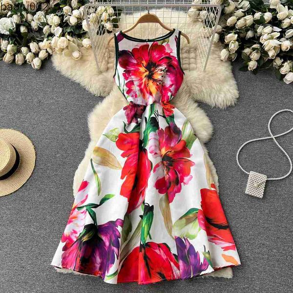 Robes décontractées Chic Robe de plage d'été pour femme Streetwear Femme Vêtements A-LINE Impression florale O-cou sans manches Empire Robes Dropshipping W0315