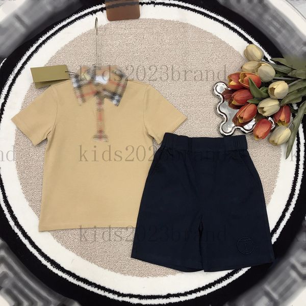 kahki ragazzi polo set sportivi per bambini ragazzi di lusso magliette set tute per bambini firmati T-shirt in cotone con stampa tridimensionale pantaloncini in denim super morbidi e delicati