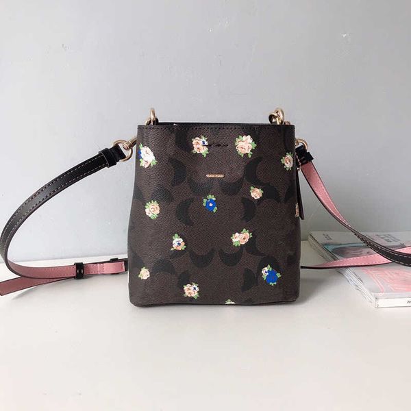 6 Babag Tasarımcı Çanta Tote baskılar omuz çantası beyaz deri çanta crossbody lüks moda kadınlar çapraz vücut çantaları çanta kadın çantalar 03230119