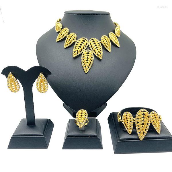 Brincos de colar Conjunto de dubai cor de ouro africano para mulheres presentes de casamento jóias de pulseira de anel de noivado
