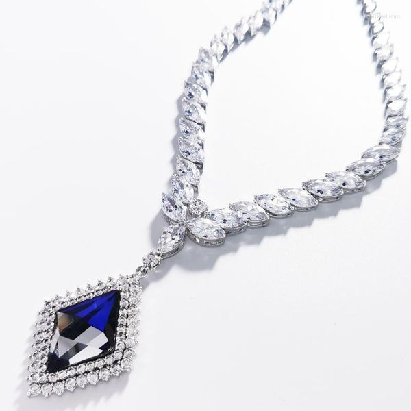 Catene di design di lusso di lusso collana di gioielli fatta con cristallo austriaco per festa di matrimonio da sposa alla moda collane di colletti eleganti