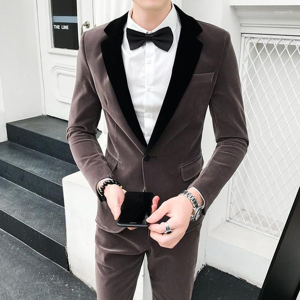 Abiti da uomo Velluto Slim Uomo 2023 Vintage Elegante Mens Red Party Dress Costume De Luxe Pour Homme Tuxedo Jacket