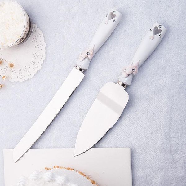 Set di stoviglie Amore Coltello per torta in resina Pala Regalo di San Valentino Decorazione di nozze Stoviglie Set cucchiaio e forchetta in oro