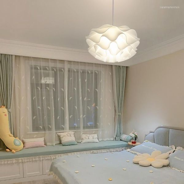 Lâmpadas pendentes Lustres criativos de flores de flor nórdica quarto luxo quarto princesa sala decoração pinheiro lampe de ferro lampen lampen