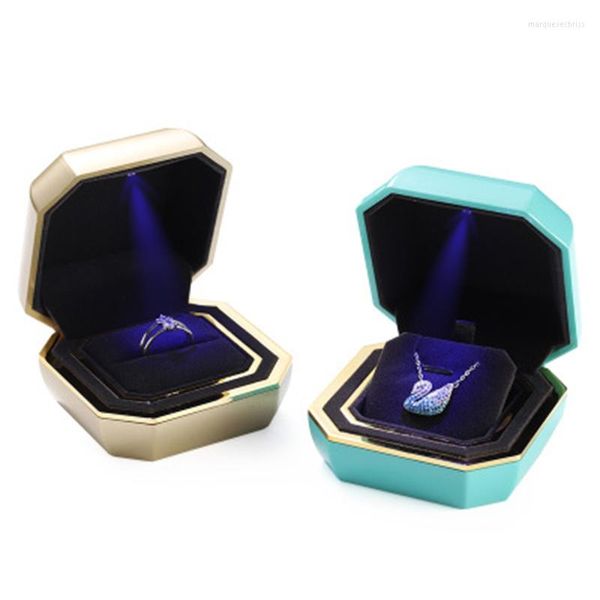 Ювелирные мешочки роскошная светодиодная коробка Высококачественная краска для обручального кольца для обручальной упаковки Женщины подарки украшения