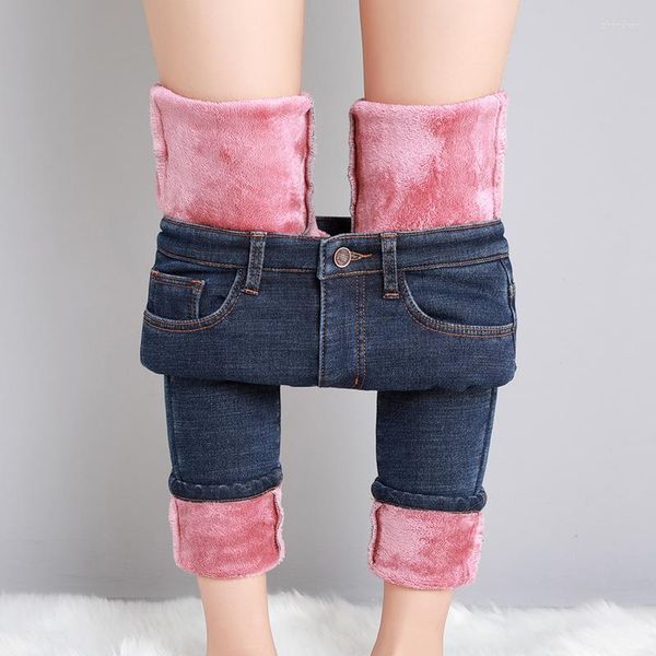 Jeans femininos 2023 mulheres térmicas neve de inverno quente luxuoso dama magra engrossar estudantes calças jeans lã de lã de pêlo calças de pele