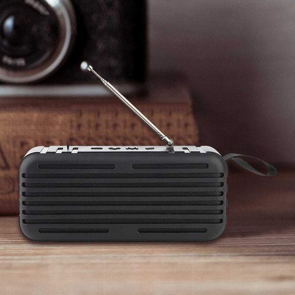 Altoparlanti portatili Spedizione gratuita Articoli di spedizione gratuiti Altoparlanti Bluetooth Supporto radio wireless portatile Torcia di ricarica solare Riproduzione scheda Tf Z0317