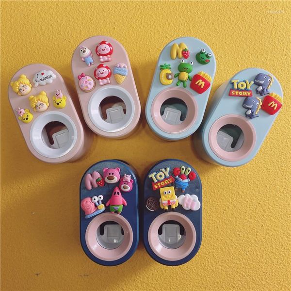 Set di accessori per il bagno Porta spazzolino per bambini carino Organizzatore per il bagno Dispenser automatico per dentifricio Accessori regalo da parete Quite De Banheiro