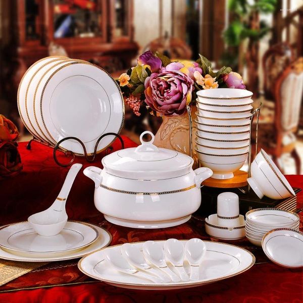 Учетные наборы посуды Jingdezhen 56 Голова Золотая костяная посуда Керамика блюда