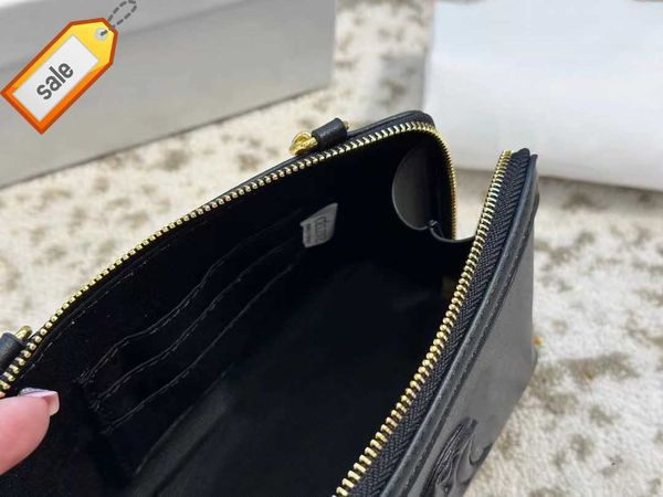 Luxurys Marka Tasarımcı Omuz Çantaları Çapraz gövde çantası Tote 2023 Yeni Kadın Doku Deri Eğik Mini Makyaj Çantası Hediye Kutusu Ambalaj Fabrikası Doğrudan Satışlar
