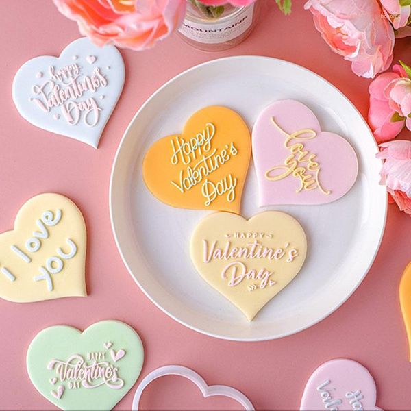 Stampi da forno San Valentino Biscotto Embosser Stampo Acrilico 3D Fai da te Fondente Zucchero Taglierina Cuore Quadrato Lettera Stampi per biscotti Pasticceria Bakeware