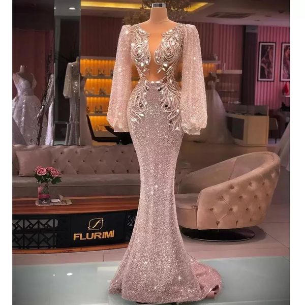 Funkelnde arabische sexy Pailletten-Abschlussballkleider mit Perlenkristallen und langen Ärmeln, Meerjungfrau-Abendkleid, Partykleider nach Maß