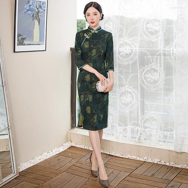 Этническая одежда Улучшена Cheongsam Young Model 2023 Girl Literator Retro платье средней длины китайское традиционное Qipao для женщин