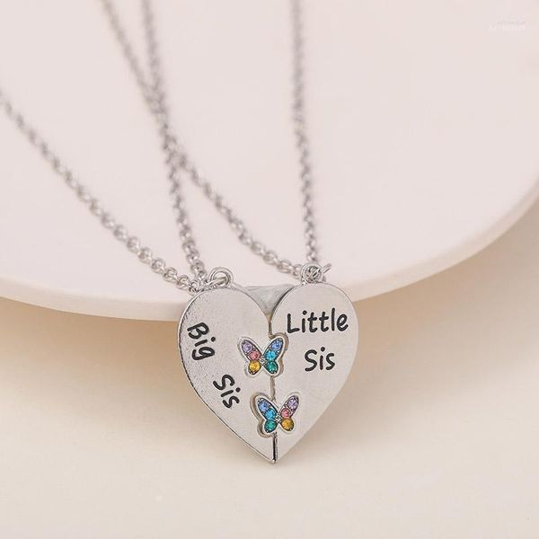 Anhänger Halsketten 2 Stück Schwester Halskette Big Sis Little Heart Stitching für Frauen Schmetterling verkrustete Zinklegierung Schmuck Bankett Geschenk Elle2