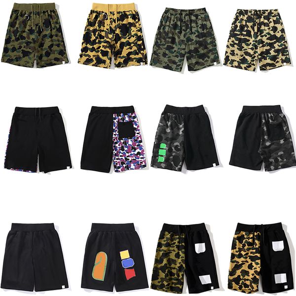 Designer Bathing Ape Mens Shorts Homens Mulheres Algodão Verão Tubarão Cabeça Boca Marca Camuflagem Ing Bordado Crachá Shorts Praias Japansports Calças Tamanho