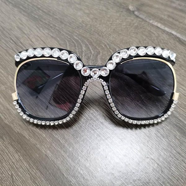 Güneş gözlüğü tipi lüks elmas rhinestone trim oval gözlükler çerçeve UV400 koruma günlük dekorasyon glassessunglasses