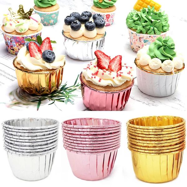 10 pz Strumenti Cupcake Tazza di carta Fodera antiolio Tazza da forno Vassoio Custodia per festa di nozze Cassette per muffin dorati Involucro per muffin RRA