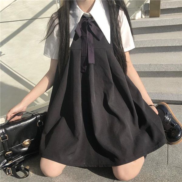 Abiti da lavoro Collegio giapponese Set da due pezzi Camicia da donna a maniche corte con papillon Pieghe Abito con cinturino con cintura Vestidos Mini Kawaii Girly Completo con gonna