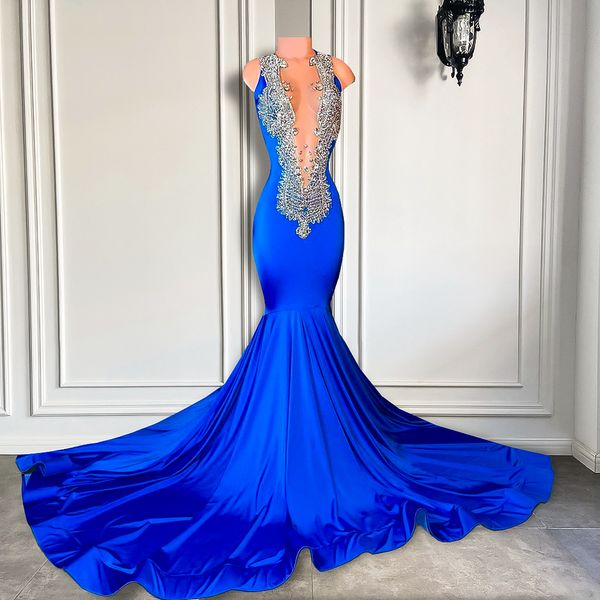 Lunghi abiti da ballo eleganti 2023 Sexy stile sirena Lusso scintillante Diamante Royal Blue Spandex Ragazza nera Compleanno Abiti di gala Robe De Soiree Customed