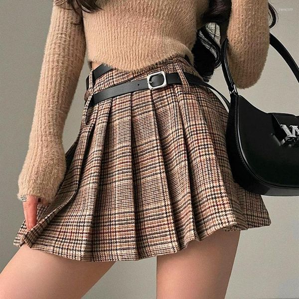 Gonne Bazaleas 2023 Cool Cute Tartan Brown Gonna da donna a vita alta Cintura doppia per donna Y2k Span Pieghettato Mini