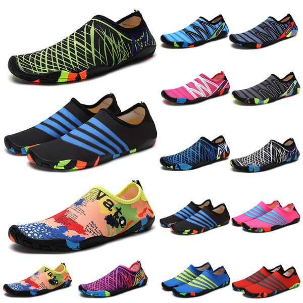 Scarpe Quick Dry Aqua Scarpe da ginnastica antiscivolo taglie forti nero arancione grigio Donna Uomo Scarpe da acqua Calzature traspiranti Scarpe da ginnastica da surf leggere da spiaggia taglia 35-46