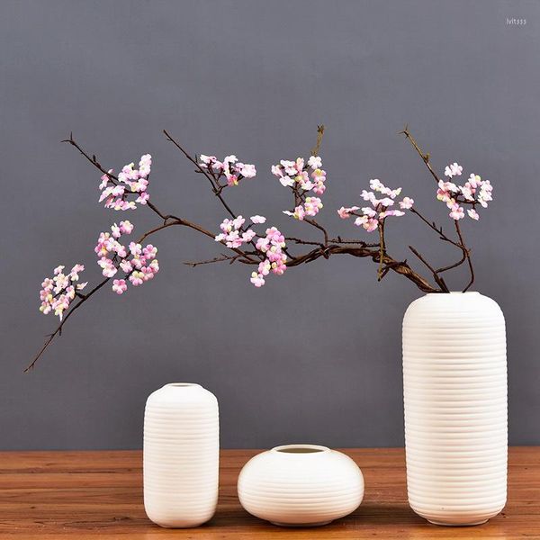 Fiori decorativi Seta artificiale Sakura Rattan Kudo Fiori di ciliegio Ramo di un albero per la decorazione della tavola di casa autunnale