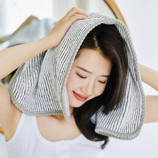 Asciugamano antibatterico in fibra di carbone di bambù per la casa assorbente di alta qualità per lavare e pulire i capelli facciali
