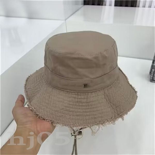 Tasarımcı Cap Womens Buck Hats Retro Basitlik Gençlik Casquette Gümüş Mektup Ön Boş Zaman Ayarlanabilir Drawstring Balıkçı Şapkaları Erkekler için Le Bob PJ027 C23