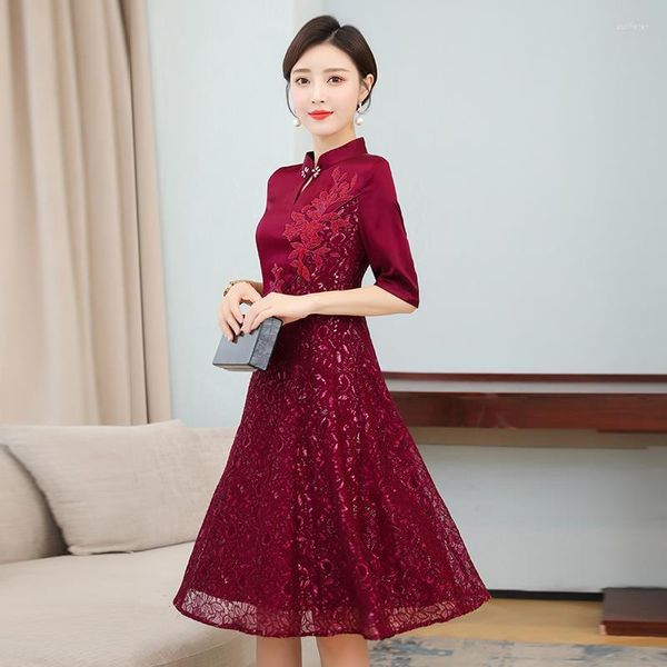 Roupas étnicas estilo chinês Vinho Red Mother A-Line Dresses 3/4 Mangas de renda Corte impressão Double Cayer Double Collar Standing Melhored Melhored
