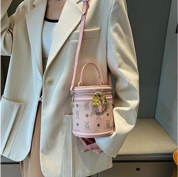 2023 yeni moda baskı davul çantası çanta niş high-end bir omuz messenger kova çanta kadın çantaları