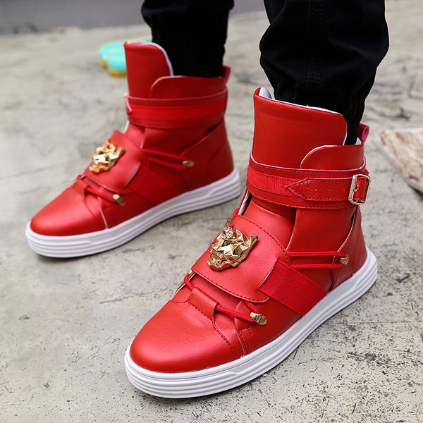 Scarpe eleganti Coslony Cool Men High Top Fashion Sneakers Fibbia Piattaforma Appartamenti Stivali Uomo Outdoor Maschio Stile coreano Casual 230320