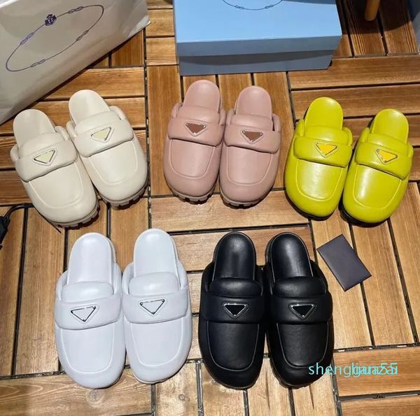 Sapatos de couro de nappa acolchoados macios 11 Slides de travesseiros macios saltos altos saltos altos bombas de moda moda ao ar livre tamanho 35-41